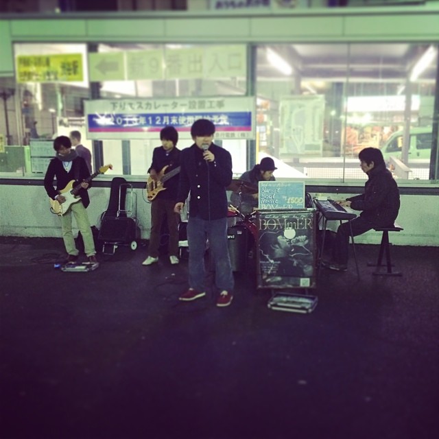 今日は仕事で遅れちゃったので外から観てみる #BOMmER